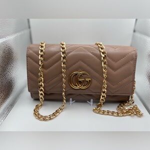 Gucci Marmont Leather Continental Chevron Wallet LIKE NEW 100% Authentic